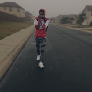 Meet your Posher, Tyre